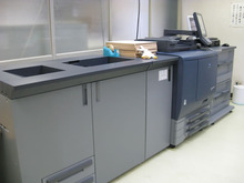 いわき印刷企画センター｜がんばっぺ！いわき。-最新鋭のオンデマンド印刷機です